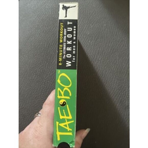 Tae Bo Workout 8 Minute The Ultimate Total Body (VHS, 1998, Basic Video) Green - Picture 2 of 5